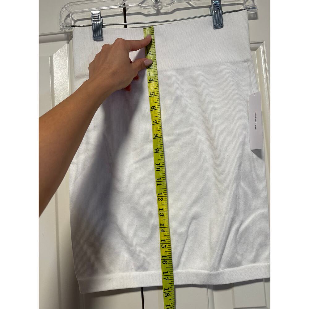 Ododos White Ribbed Mini Skirt M/L - Picture 4 of 7